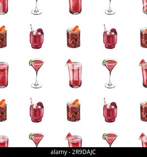 Wasserfarbenes, nahtloses Muster, Cocktailgläser: Kosmopolitisch, negroni, Wassermelone, Drachenfrucht. Handgezeichnete Darstellung isoliert auf weißem Hintergrund Stockfoto