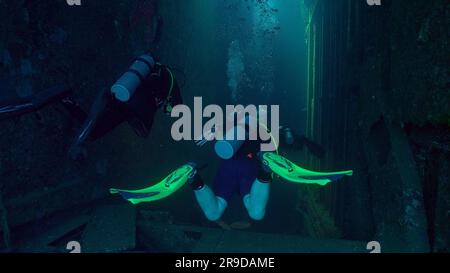 Red Sea, Egypt. 24th June, 2023. Scuba diver swim inside of ferry Salem Express shipwreck, Red sea, Safaga, Egypt (Credit Image: © Andrey Nekrasov/ZUMA Press Wire) EDITORIAL USAGE ONLY! Not for Commercial USAGE! Stockfoto
