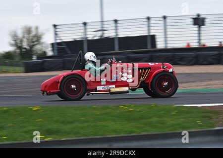 Peter Dubsky, Aston Martin 15/98 2-Sitzer, der „Mad Jack“ für Vorkriegs-Sportwagen, ein 45-minütiges Rennen für ikonische Vorkriegs-Autos, viele aus den 192 Jahren Stockfoto