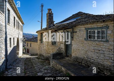 Steinhäuser traditioneller Architektur in Vitsa, in Zagori, Griechenland Stockfoto