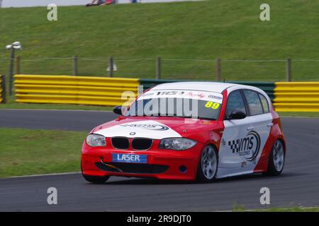 Dalton on Tees, 25. Juni 2023. Freddie Tatham fährt einen BMW E87 116i in der Gaz Shocks 116 Trophäe während des 750. Motor Club Meetings im Croft Circuit. Kredit: Colin Edwards Stockfoto