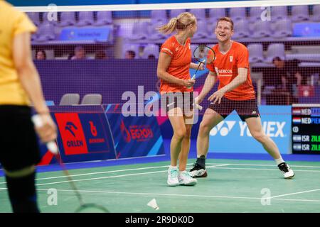 Krakau, Polen. 26. Juni 2023. KRAKAU, POLEN - JUNI 26: Robin Tabeling (Niederlande) und Selena Piek (Niederlande) treten am Tag 6 der Europaspiele am 26. Juni 2023 in Krakau (Polen) in der Badminton - Mixed Doubles Group an. (Foto: Nikola Krstic/BSR Agency) Kredit: BSR Agency/Alamy Live News Stockfoto