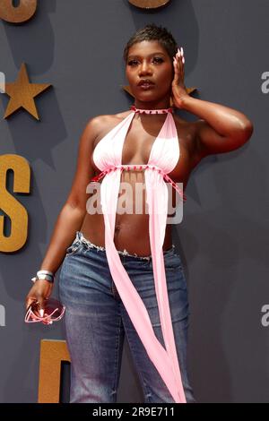 Los Angeles, Kalifornien. 25. Juni 2023. Doechii bei Ankunft für DIE BET Awards – Teil 1, LA Live, Los Angeles, CA 25. Juni 2023. Kredit: Priscilla Grant/Everett Collection/Alamy Live News Stockfoto