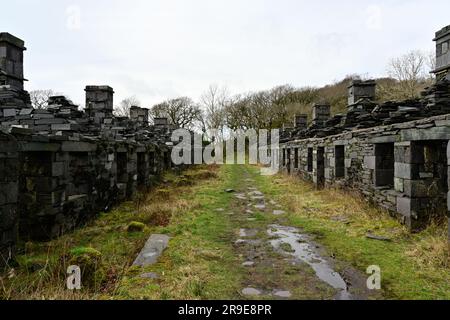 Die berühmten Anglesey Barracks im Dinorwig Quarry in Snowdonia Stockfoto