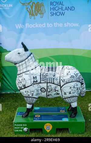 Wild & Woolly West von Bobbi Vetter Teil der Schar zur Show eine große öffentliche Kunst. Stockfoto