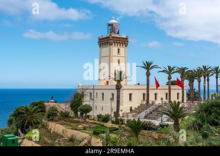 Malerischer Leuchtturm am Cap Spartel in der Nähe von Tanger, Marokko Stockfoto