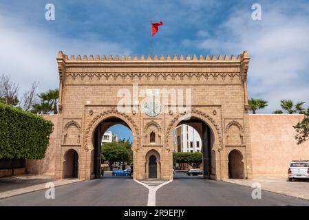 Gate Bab Soufara, Haupteingang zum königlichen Palast in Rabat, Marokko Stockfoto