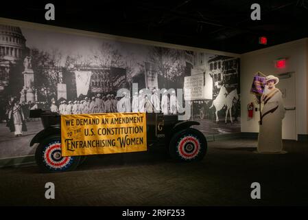 Die 19. Zusatzartikel Frauen kämpfen für Stimmrechte im National Constitution Center in Philadelphia PA Stockfoto