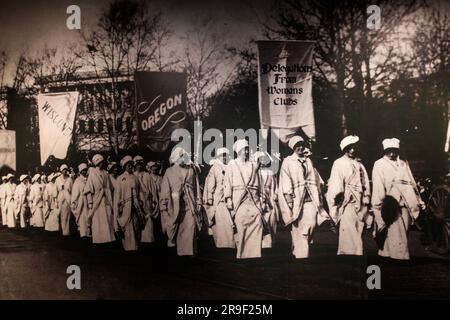 Die 19. Zusatzartikel Frauen kämpfen für Stimmrechte im National Constitution Center in Philadelphia PA Stockfoto