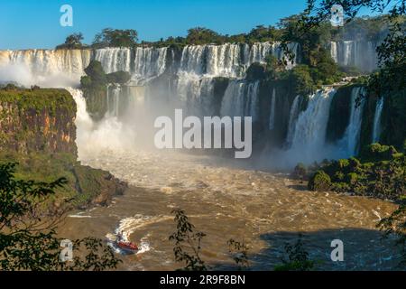 Lower Circuit, Cataratas del Iguazú, Iguazu Wasserfälle, Nationalpark Iguzú, UNESCO-Weltkulturerbe, Province Misiones, Argentinina, Lateinamerika Stockfoto