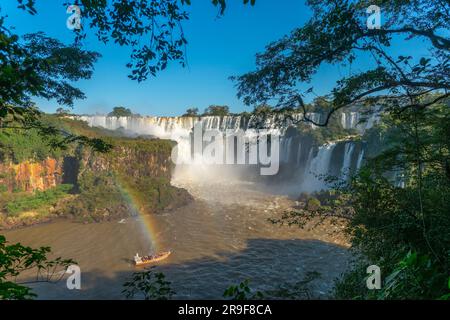 Lower Circuit, Cataratas del Iguazú, Iguazu Wasserfälle, Nationalpark Iguzú, UNESCO-Weltkulturerbe, Province Misiones, Argentinina, Lateinamerika Stockfoto