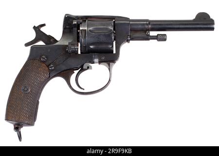 Russischer Revolver isoliert auf weißem Hintergrund Stockfoto