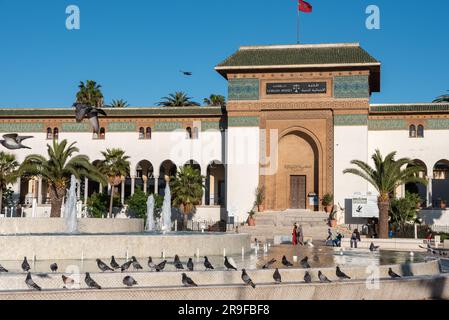 Maurischer Art déco-Innenhof am Platz Mohammed V in Casablanca, Marokko Stockfoto