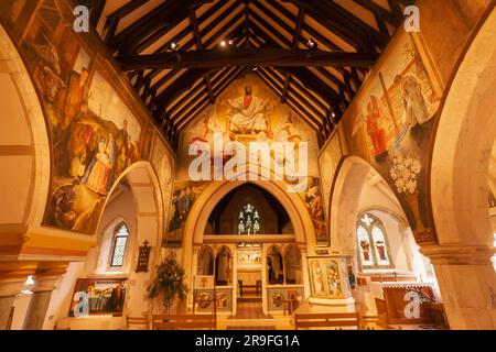 England, Sussex, East Sussex, Berwick, Berwick Church alias St Michael and All Angel Church, Innengemälde der Bloomsbury Artists Vanessa Bell A. Stockfoto
