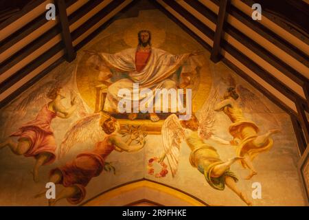 England, Sussex, East Sussex, Berwick, Berwick Church alias St Michael and All Angel Church, Innengemälde der Bloomsbury Artists Vanessa Bell A. Stockfoto