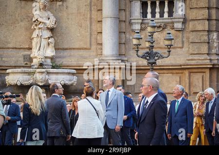 Palermo, Sizilien, Italien. 26. Juni 2023. Die Staats- und Regierungschefs Italiens, Portugals und Spaniens in Palermo, Sizilien, sprechen über "Innovation im nachhaltigen Finanzwesen". Zuvor besuchten die Staatschefs das Stadtzentrum in Begleitung der Kommunalregierung, mit dem Bürgermeister von Palermo Roberto Lagalla und dem Stadtplaner Maurizio Carta, und der Regionalregierung, mit dem Präsidenten von Sizilien Renato Schifani.'Innovation in Sustainable Finance': Dies ist das zentrale Thema des XVI. COTEC Europe Symposium, der jährlichen institutionellen Sitzung der Stiftung für Innovation Italiens in Port Stockfoto