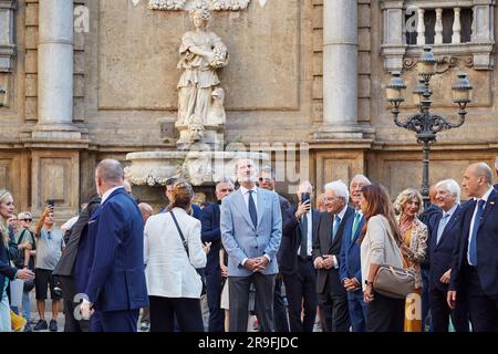 Palermo, Sizilien, Italien. 26. Juni 2023. Die Staats- und Regierungschefs Italiens, Portugals und Spaniens in Palermo, Sizilien, sprechen über "Innovation im nachhaltigen Finanzwesen". Zuvor besuchten die Staatschefs das Stadtzentrum in Begleitung der Kommunalregierung, mit dem Bürgermeister von Palermo Roberto Lagalla und dem Stadtplaner Maurizio Carta, und der Regionalregierung, mit dem Präsidenten von Sizilien Renato Schifani.'Innovation in Sustainable Finance': Dies ist das zentrale Thema des XVI. COTEC Europe Symposium, der jährlichen institutionellen Sitzung der Stiftung für Innovation Italiens in Port Stockfoto