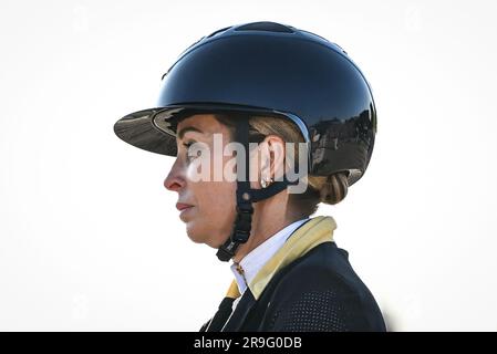 Paris, Frankreich, Frankreich. 24. Juni 2023. Edwina TOPPT-ALEXANDER von Australien während der Longines Global Champions Tour, Paris Eiffel Jumping auf Champs de Mars am 24. Juni 2023 in Paris, Frankreich. (Kreditbild: © Matthieu Mirville/ZUMA Press Wire) NUR REDAKTIONELLE VERWENDUNG! Nicht für den kommerziellen GEBRAUCH! Stockfoto