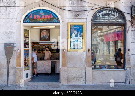 Fassade Einer Ginginha Espinheira Bar, Largo de São Domingos, Prada de São Domingos, Viertel Rossio, Lissabon, Portugal Stockfoto