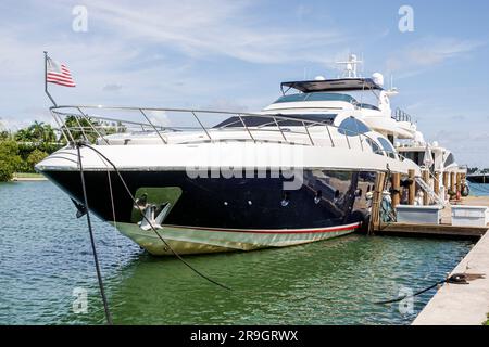 Miami Beach Florida, Indian Creek Superyacht Mega große Luxus Bootsanlegestelle Stockfoto