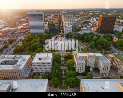 Die Innenstadt von Columbia, South Carolina und den USA in der Abenddämmerung. Stockfoto