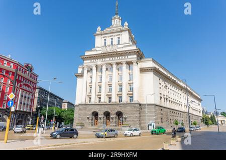 Gebäude der bulgarischen Nationalversammlung (Largo-ehemaliges Haus der Kommunistischen Partei), Stadtzentrum, Sofia, Republik Bulgarien Stockfoto