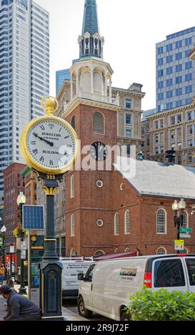 Das Old South Meeting House ist die Kirche, aus der die Boston Tea Party gegründet wurde. Heute ist es ein Museum am Freedom Trail von Boston. Stockfoto