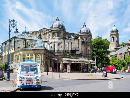 Buxton Opera House in the Sunshine, Buxton Peak District, Derbyshire England Großbritannien Stockfoto