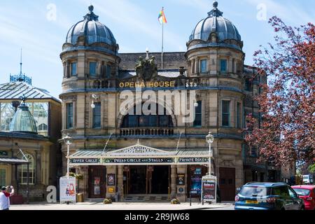 Buxton Opera House in The Sunshine, Peak District Derbyshire England Großbritannien Stockfoto