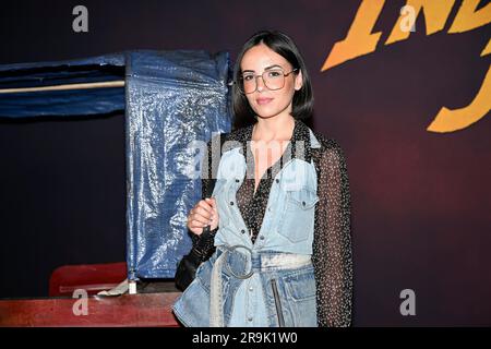 Agathe Auproux nimmt am 26. Juni 2023 im französischen Paris an der Premiere „Indiana Jones and the Dial of Destiny“ im Le Grand Rex Teil. Stockfoto