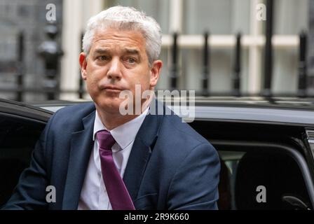 London, Großbritannien. 27. Juni 2023. Personalplan des NHS wurde bei 10 Downing Street, London, UK Steve Barclay, Gesundheitsminister, Kredit: Ian Davidson/Alamy Live News diskutiert Stockfoto
