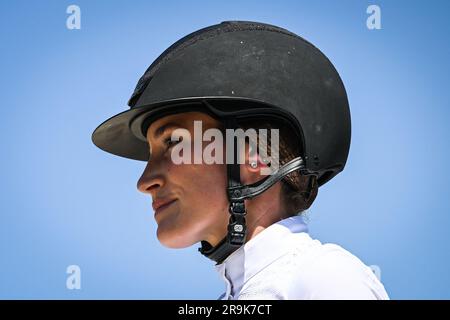 Paris, Frankreich, Frankreich. 25. Juni 2023. Jessica SPRINGSTEEN von den Vereinigten Staaten während der Longines Global Champions Tour, Paris Eiffel Jumping auf den Champs de Mars am 25. Juni 2023 in Paris, Frankreich. (Kreditbild: © Matthieu Mirville/ZUMA Press Wire) NUR REDAKTIONELLE VERWENDUNG! Nicht für den kommerziellen GEBRAUCH! Stockfoto