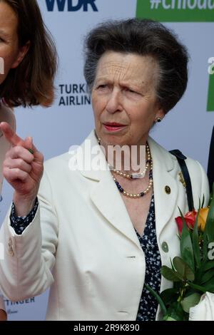 Aachen, Deutschland. 27. Juni 2023. Prinzessin Anne ist Gast im MediaNight im Rahmen der CHIO-Pferdeshow. Kredit: Henning Kaiser/dpa/Alamy Live News Stockfoto