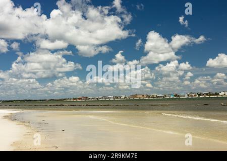 Anastasia Beach in der Nähe von Saint Augustine in Florida mit Blick auf Villano Beach Stockfoto