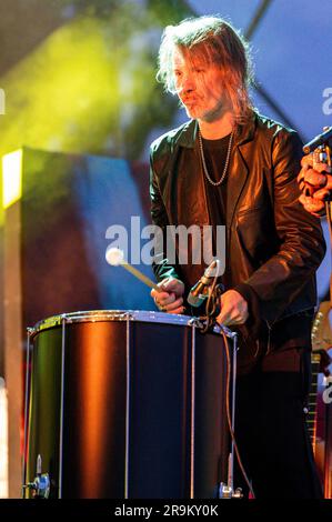 Bissuola Park - Mestre, Mestre - Venedig, Italien, 27. Juni 2023, Rodrigo D'Erasmo während Diodato - Cosi Speciale Tour 2023 - Italienischer Sänger Musikkonzert Credit: Live Media Publishing Group/Alamy Live News Stockfoto