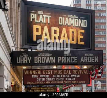 Das Musical wird im Bernard B Jacobs Theater am Broadway in Manhattan, New York City, gespielt Stockfoto