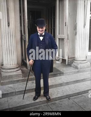 Winston Churchill, Porträt in voller Länge, formelle Kleidung und Wanderstock, während Ihres Besuchs in den USA Präsident Herbert Hoover, Washington, D.C., USA, Harris & Ewing, Oktober 1929 Stockfoto