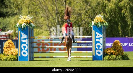 Kent Farrington von Team USA nimmt am 6. Juni 2023 am FEI Nations Cup in Langley, B.C., Kanada Teil. Stockfoto