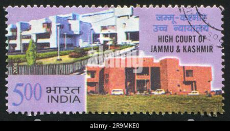 INDIEN - CIRCA 2006: Von Indien gedruckter Stempel, zeigt die Gebäude des High Court of Jammu, circa 2006 Stockfoto