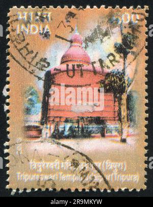 INDIEN - CA. 2003: Briefmarke gedruckt von Indien, zeigt den Tripureawari-Tempel, ca. 2003 Stockfoto