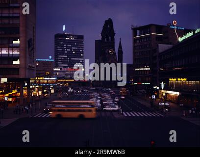 Geografie / Reisen, Deutschland, Berlin, Straßen, Kurfürstendamm, 1970S, ADDITIONAL-RIGHTS-CLEARANCE-INFO-NOT-AVAILABLE Stockfoto