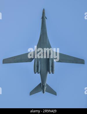 Unterseite von B-1 Lancer Stockfoto