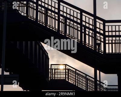 Radley hat das Glück, ein kleines Dorf mit einer Hauptbahnstation zu sein, die es mit London, Oxford und den Midlands verbindet. Hier sehen wir seinen sanften Rost Stockfoto