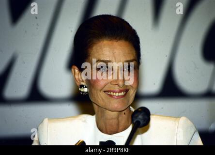 Hepburn, Audrey, 4.5.1929 - 20,1.1993, britische Schauspielerin, Porträt, ADDITIONAL-RIGHTS-CLEARANCE-INFO-NOT-AVAILABLE Stockfoto