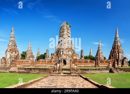 Die Pagode im Wat Chaiwatthanaram Tempel ist einer der berühmten Tempel in Ayutthaya, Thailand. Tempel im Ayutthaya Historical Park, Ayutthaya, Thailand. UNE Stockfoto