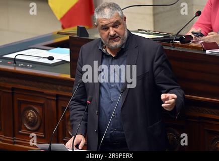 Brüssel, Belgien. 28. Juni 2023. Groens Dieter Van Besien, abgebildet auf einer Plenarsitzung der Kammer im Bundesparlament in Brüssel am Mittwoch, den 28. Juni 2023. BELGA FOTO ERIC LALMAND Kredit: Belga News Agency/Alamy Live News Stockfoto