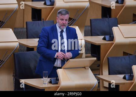 Edinburgh Scotland, Vereinigtes Königreich, 28. Juni 2023. Finlay Carson vom schottischen Parlament. Live-Nachrichten von sst/alamy Stockfoto