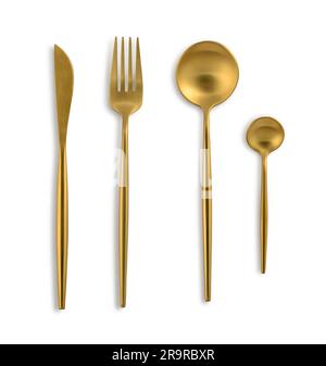 Goldfarbenes Besteckset mit Gabel, Messer, Löffel und Teelöffel isoliert auf weißem Hintergrund. Beschneidungspfad enthalten. Stockfoto