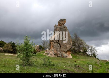 Phrygian Valley ist eine riesige Zivilisation und eine exquisite Geografie, gelegen zwischen Eskişehir - Kütahya - Afyon, wo Phrygianer Häuser und Schlösser geschnitzt haben Stockfoto