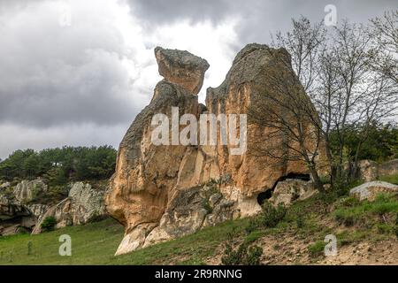 Phrygian Valley ist eine riesige Zivilisation und eine exquisite Geografie, gelegen zwischen Eskişehir - Kütahya - Afyon, wo Phrygianer Häuser und Schlösser geschnitzt haben Stockfoto